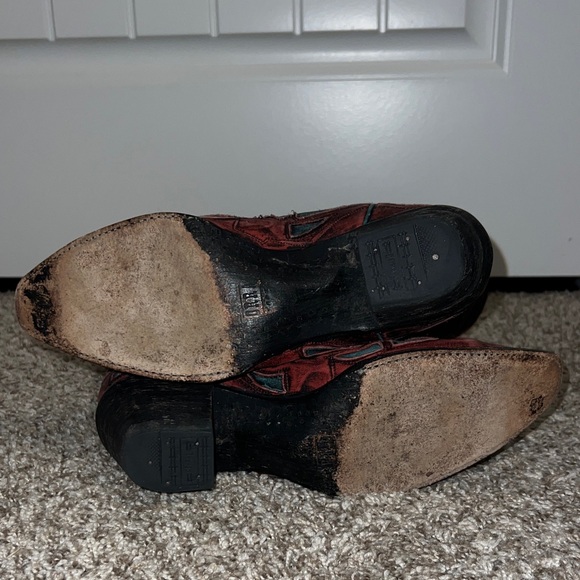 Corral Distressed Turquoise and Red Eagle Boots - Picture 8 of 12